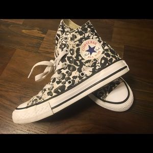 Leopard print Converse. New!!!!